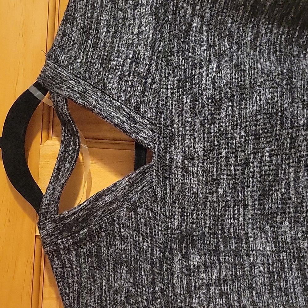 Cardigan - Picture 2 of 3